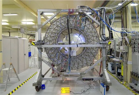 CERN-EX-0509017 02